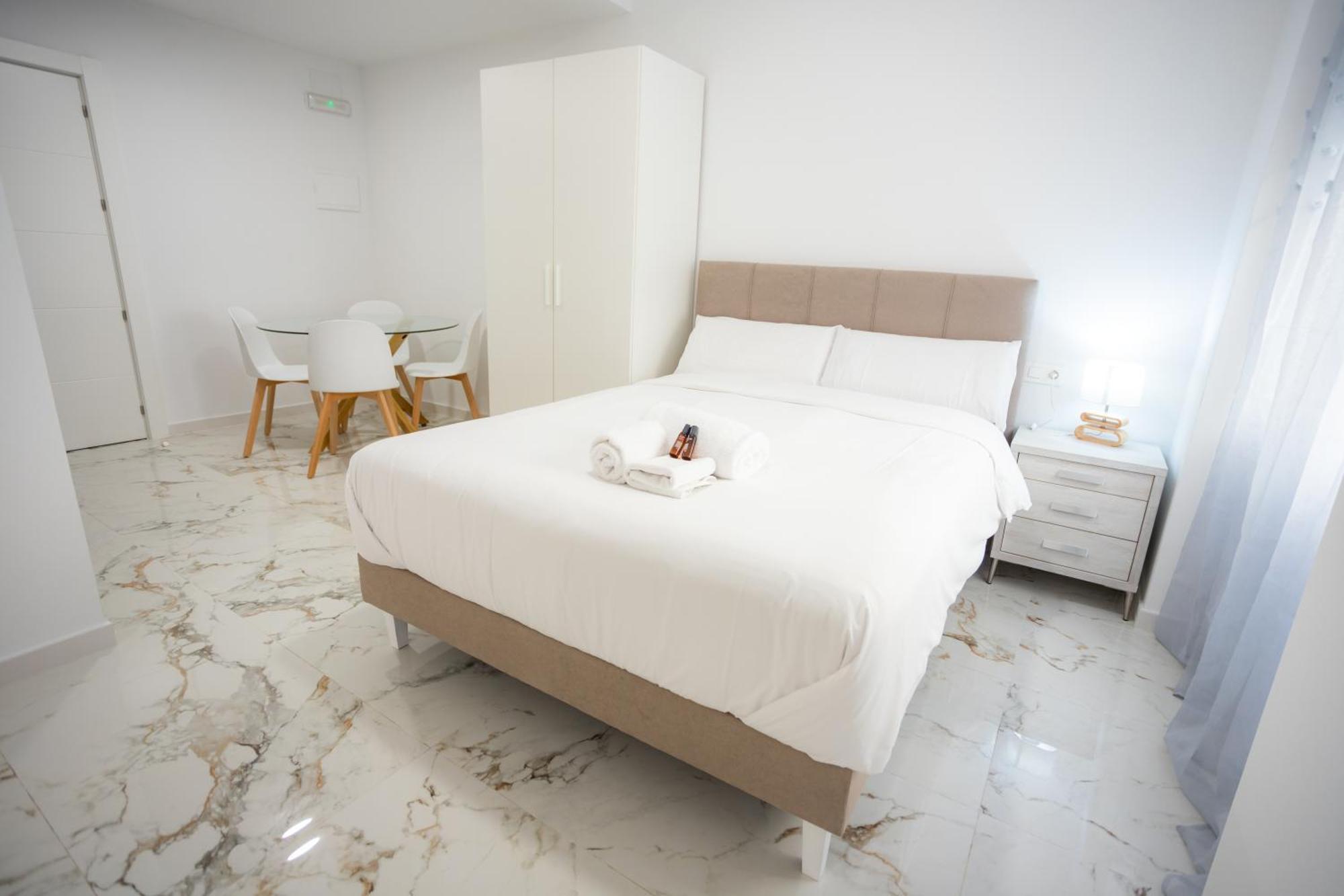 אליקאנטה L&G Apartments Bahia Suite מראה חיצוני תמונה