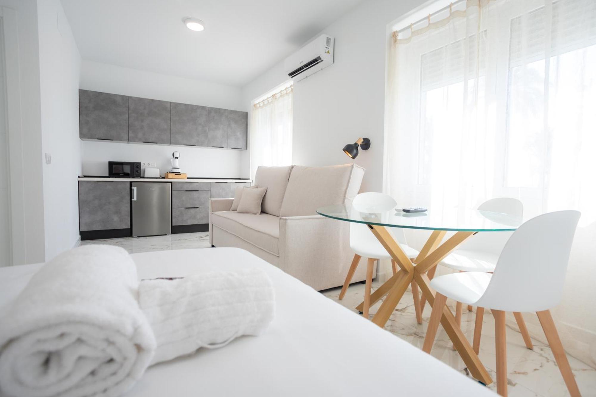 אליקאנטה L&G Apartments Bahia Suite מראה חיצוני תמונה