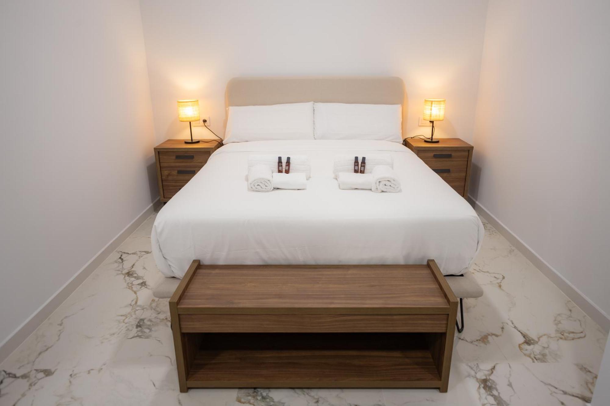 אליקאנטה L&G Apartments Bahia Suite מראה חיצוני תמונה